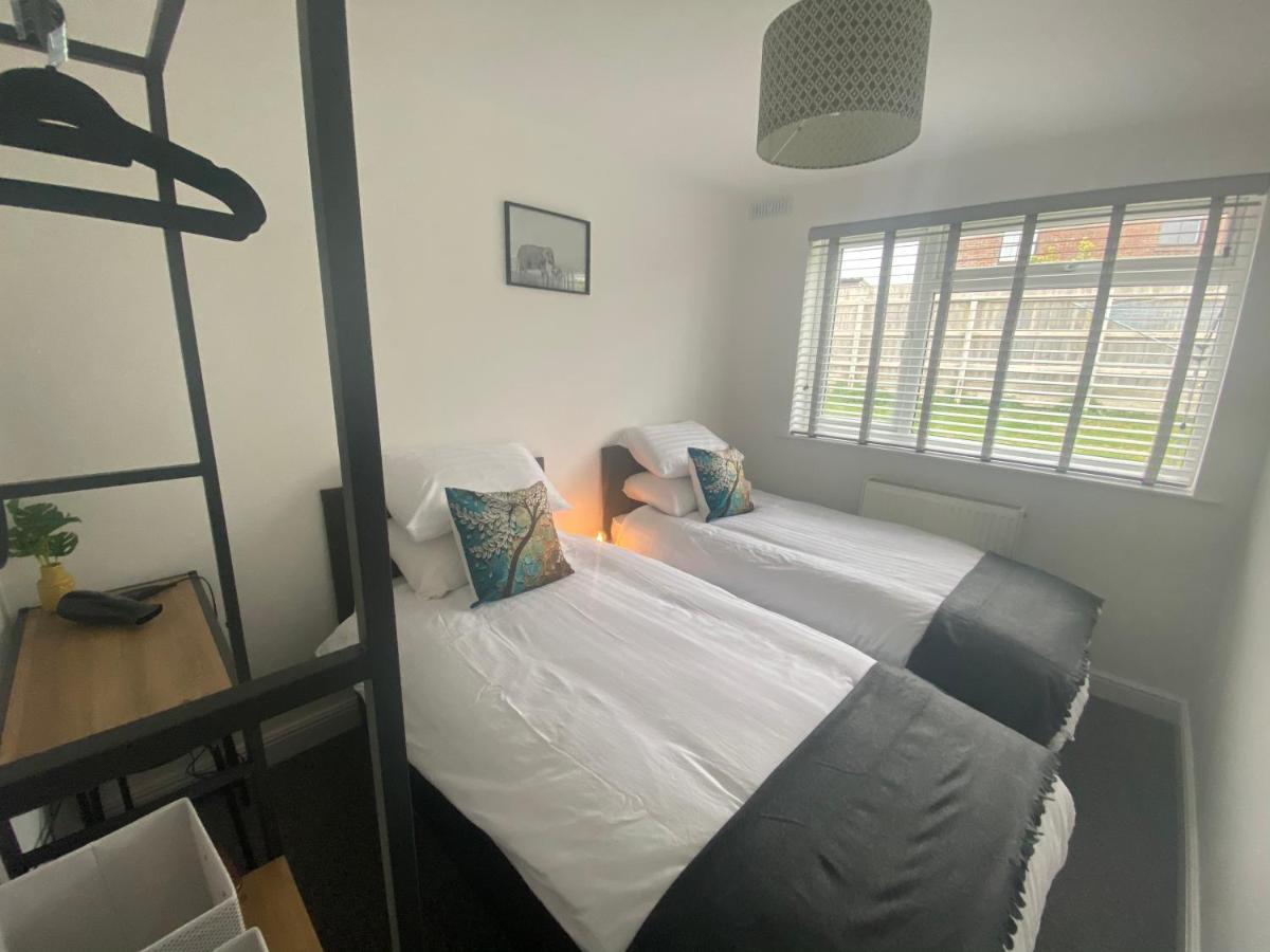 Beau - Brambles Chine, Colwell Bay - 5 Star Wifi - Short Walk To The Hut And Beach - 1 Night Stays Available - Ferry Offers Freshwater Zewnętrze zdjęcie