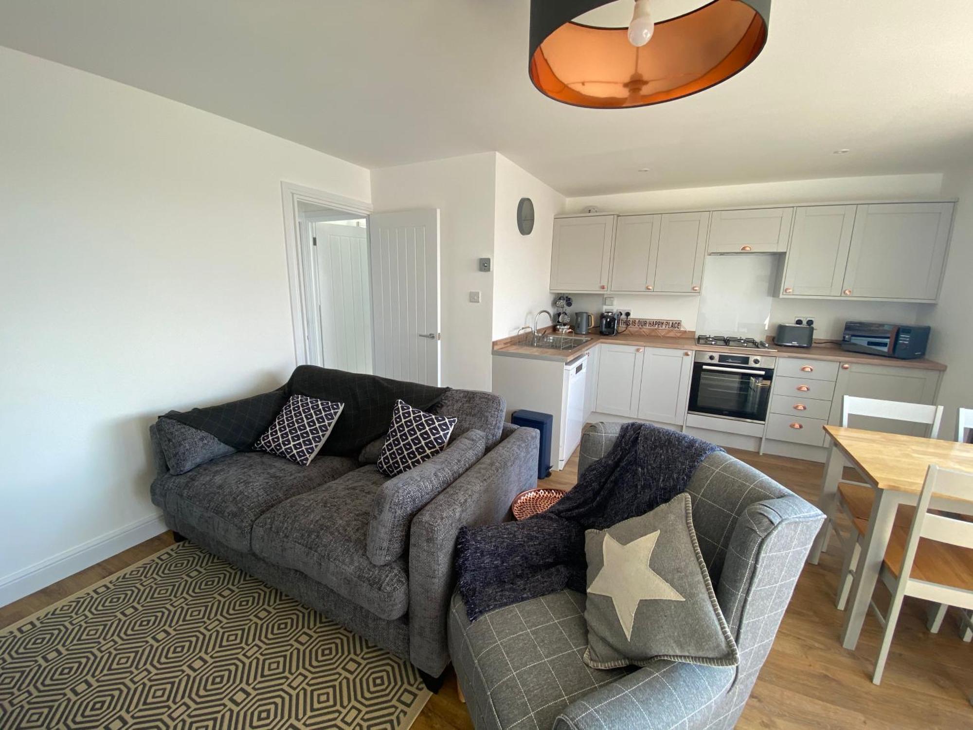 Beau - Brambles Chine, Colwell Bay - 5 Star Wifi - Short Walk To The Hut And Beach - 1 Night Stays Available - Ferry Offers Freshwater Zewnętrze zdjęcie